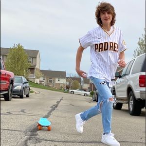 Meet your Posher, Tyler